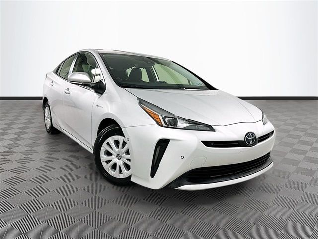 2022 Toyota Prius LE