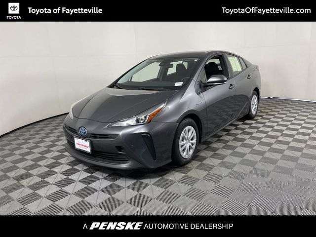 2022 Toyota Prius LE