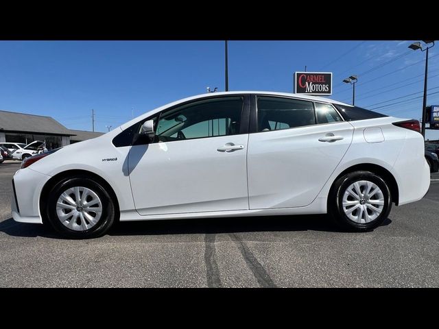 2022 Toyota Prius LE