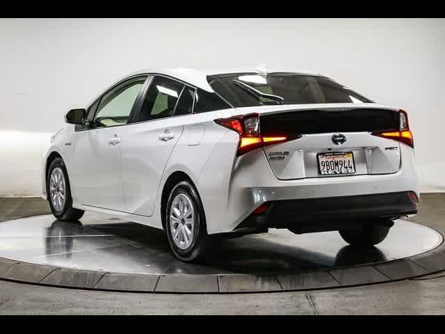 2022 Toyota Prius LE