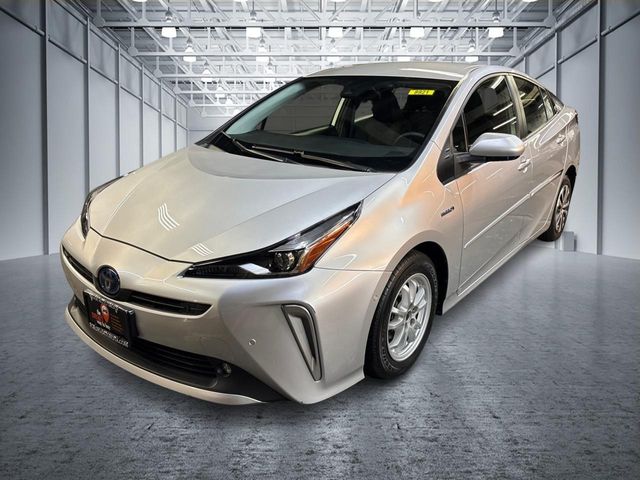 2022 Toyota Prius LE