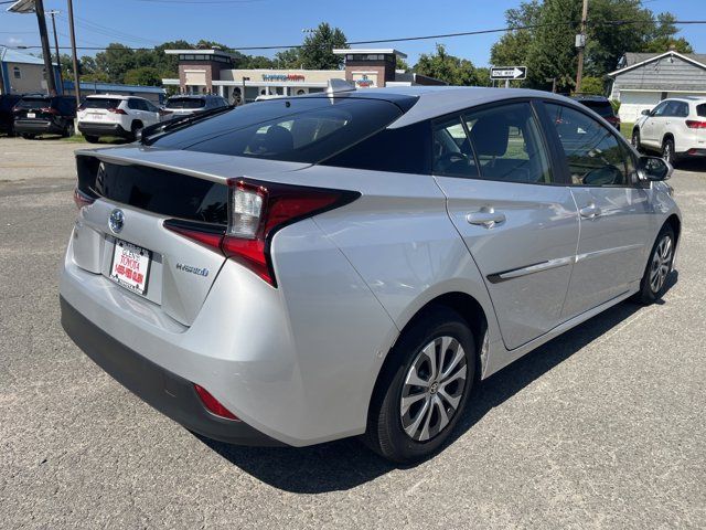 2022 Toyota Prius LE