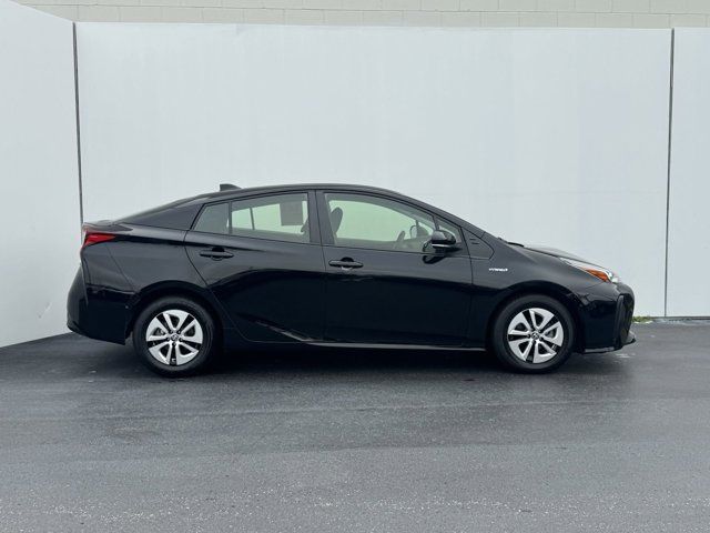 2022 Toyota Prius LE