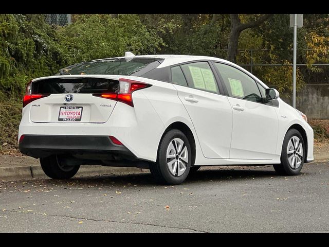 2022 Toyota Prius LE