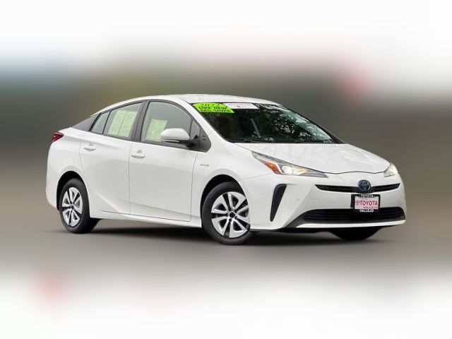 2022 Toyota Prius LE