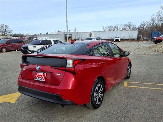 2022 Toyota Prius LE