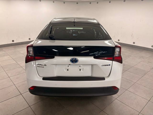 2022 Toyota Prius LE