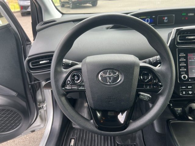 2022 Toyota Prius LE