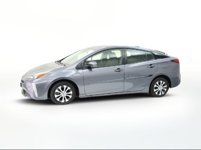 2022 Toyota Prius LE