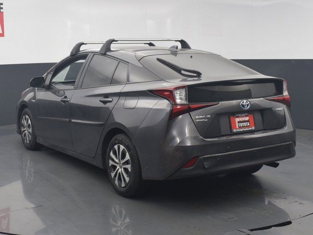 2022 Toyota Prius LE