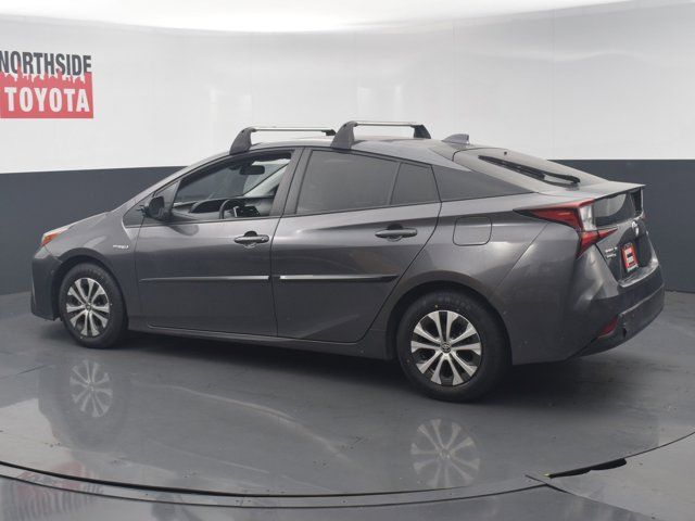 2022 Toyota Prius LE