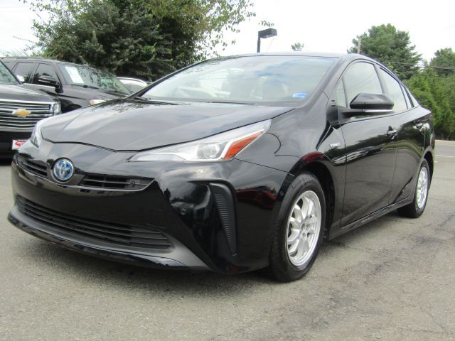 2022 Toyota Prius LE