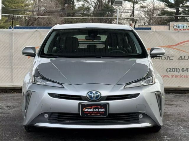 2022 Toyota Prius LE