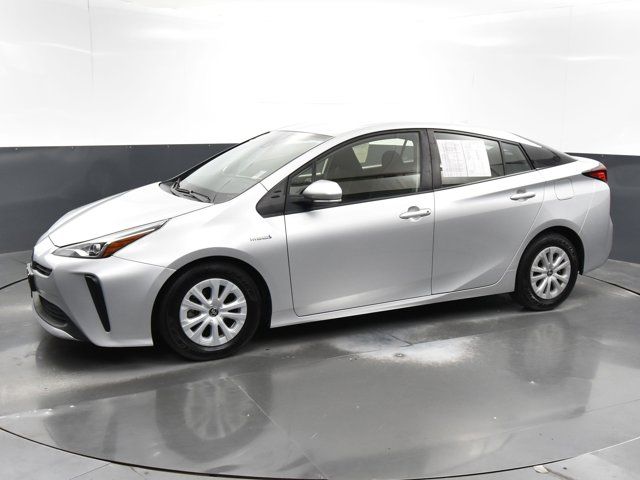 2022 Toyota Prius L Eco