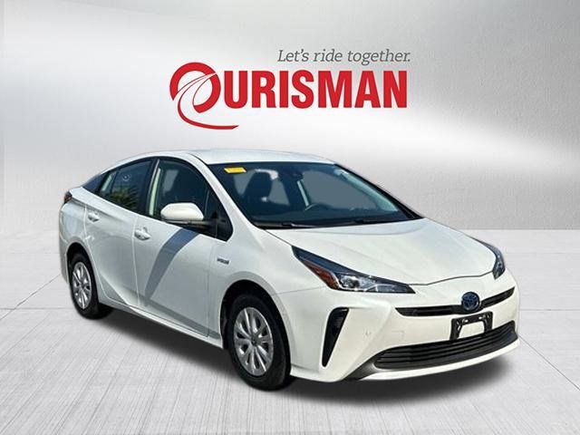 2022 Toyota Prius L Eco