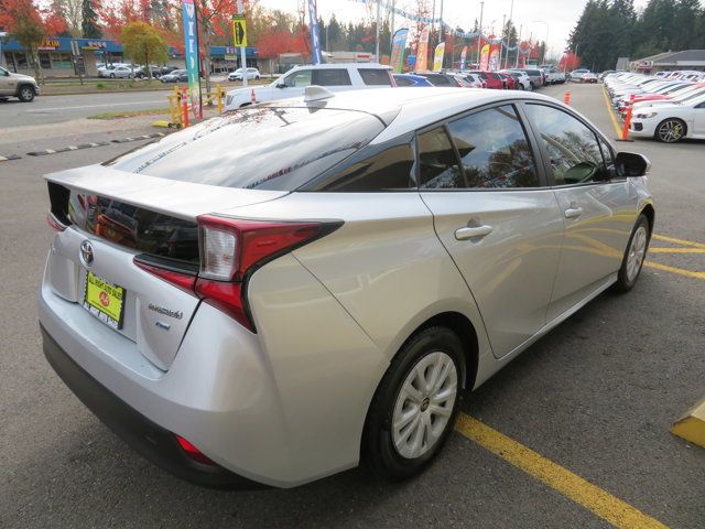 2022 Toyota Prius L Eco