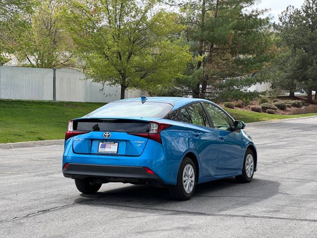 2022 Toyota Prius L Eco