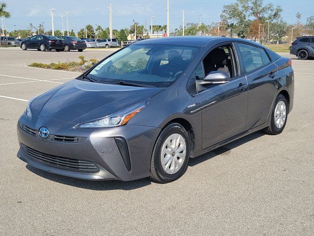 2022 Toyota Prius LE