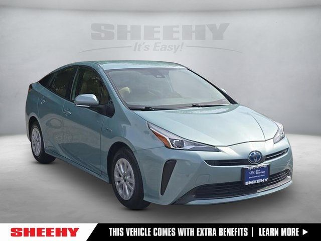 2022 Toyota Prius LE