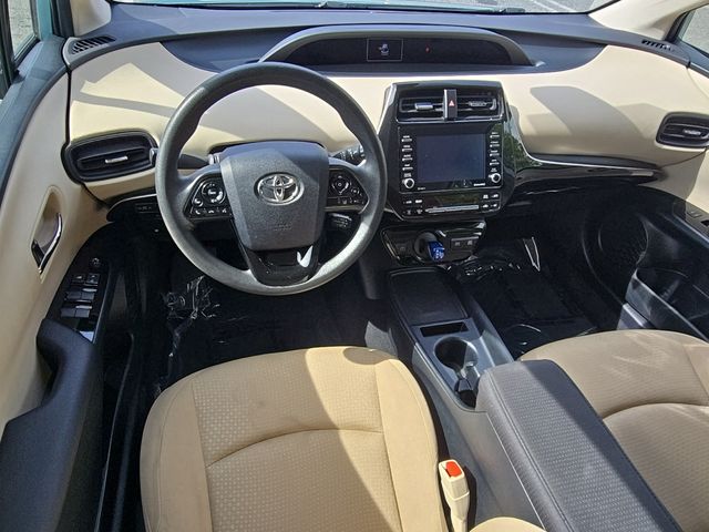 2022 Toyota Prius LE