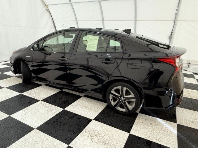 2022 Toyota Prius XLE