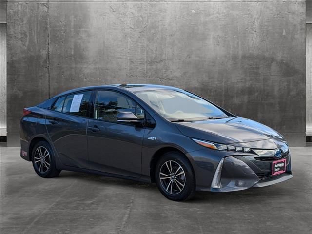 2022 Toyota Prius XLE