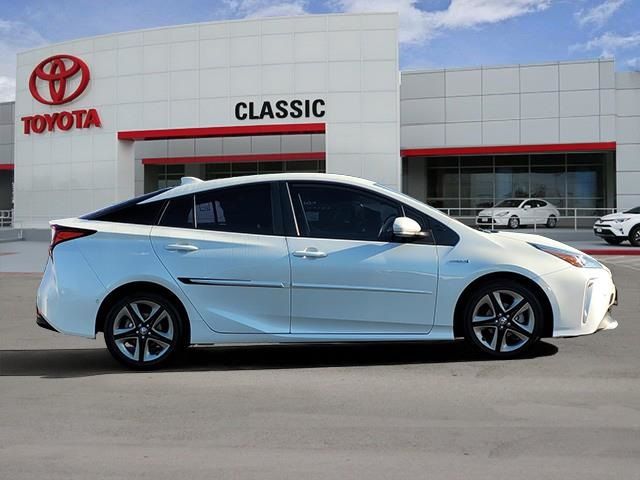 2022 Toyota Prius XLE