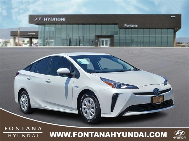 2022 Toyota Prius XLE