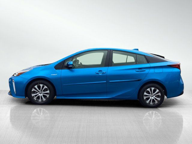 2022 Toyota Prius XLE