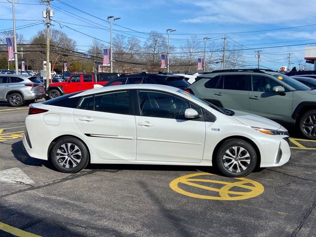 2022 Toyota Prius Prime LE