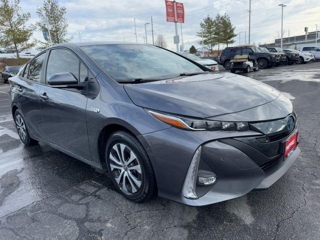 2022 Toyota Prius Prime 