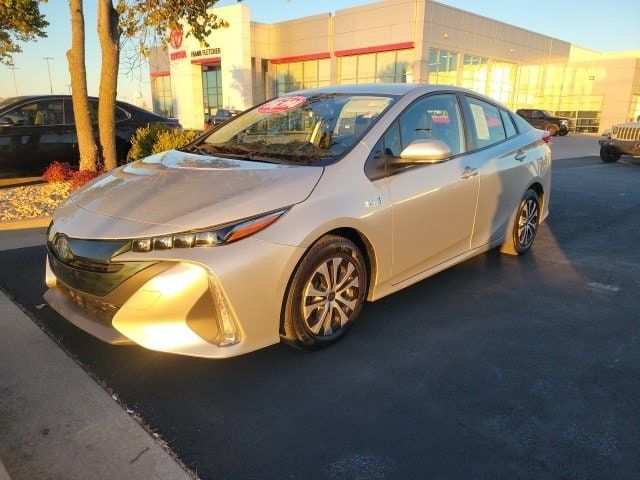 2022 Toyota Prius Prime XLE