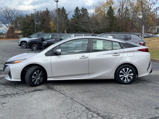 2022 Toyota Prius Prime LE