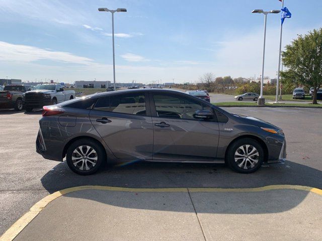 2022 Toyota Prius Prime LE