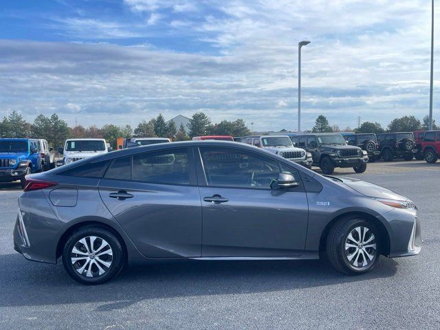 2022 Toyota Prius Prime LE