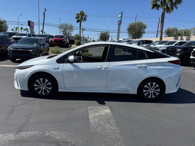 2022 Toyota Prius Prime LE
