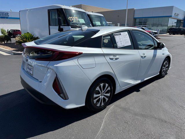 2022 Toyota Prius Prime LE