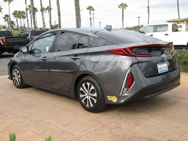 2022 Toyota Prius Prime LE