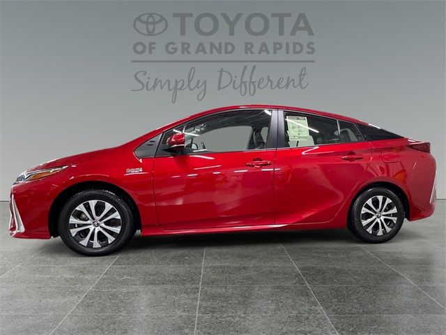 2022 Toyota Prius Prime XLE