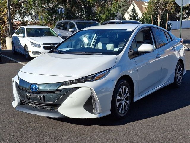 2022 Toyota Prius Prime XLE