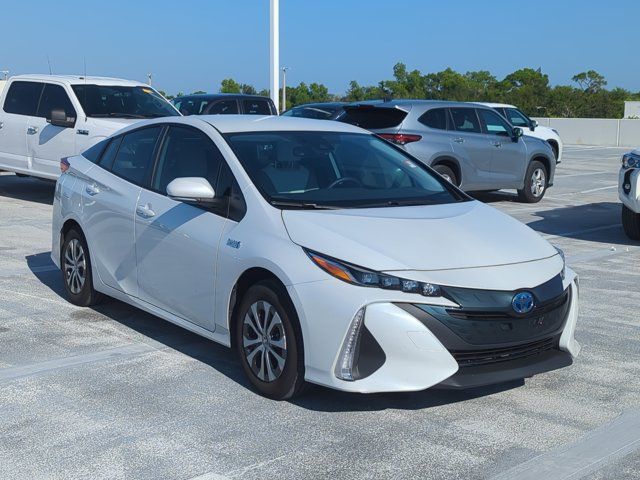 2022 Toyota Prius Prime XLE