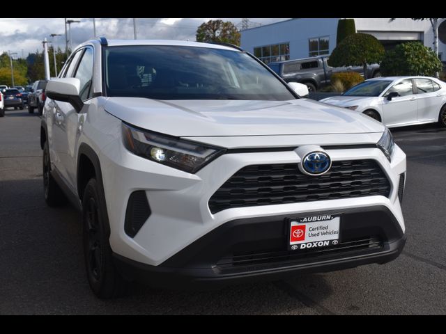 2022 Toyota RAV4 Hybrid XLE