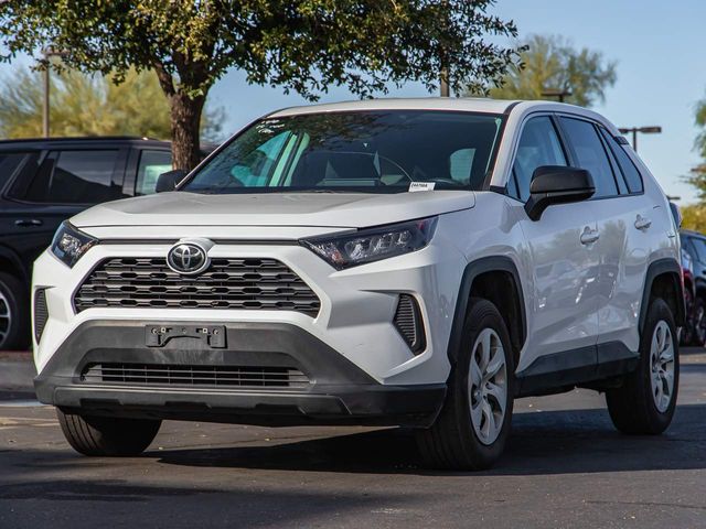 2022 Toyota RAV4 LE