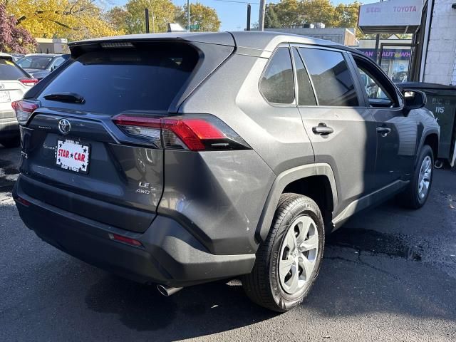 2022 Toyota RAV4 LE