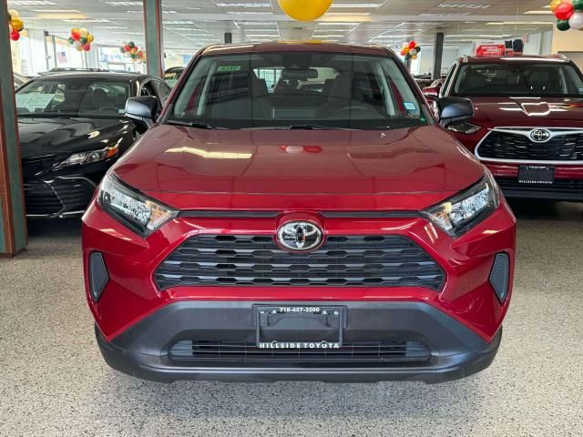 2022 Toyota RAV4 LE