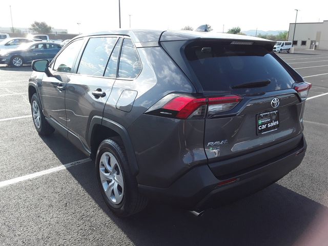 2022 Toyota RAV4 LE