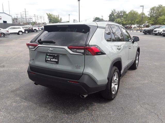 2022 Toyota RAV4 XLE