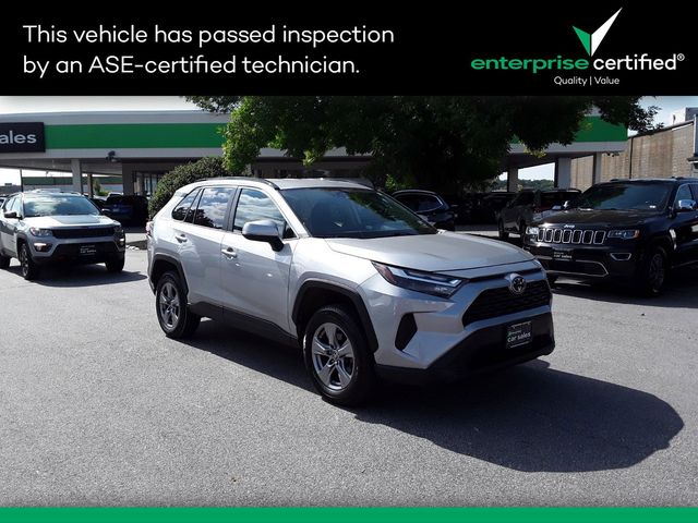 2022 Toyota RAV4 XLE