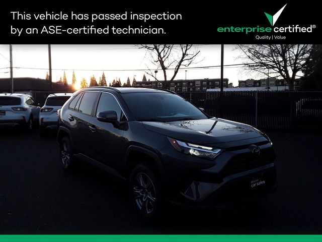 2022 Toyota RAV4 XLE