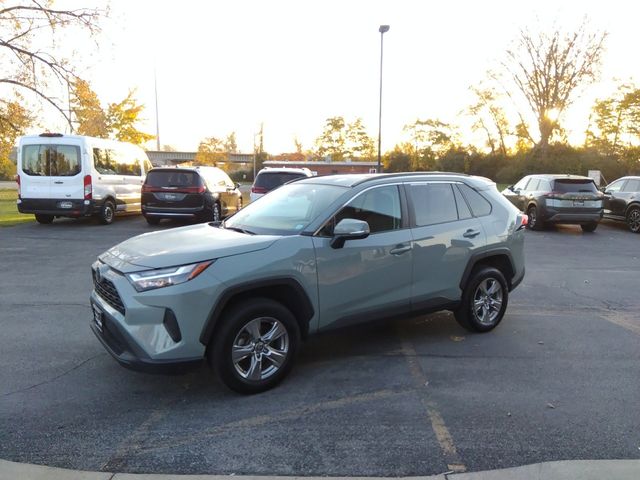 2022 Toyota RAV4 XLE